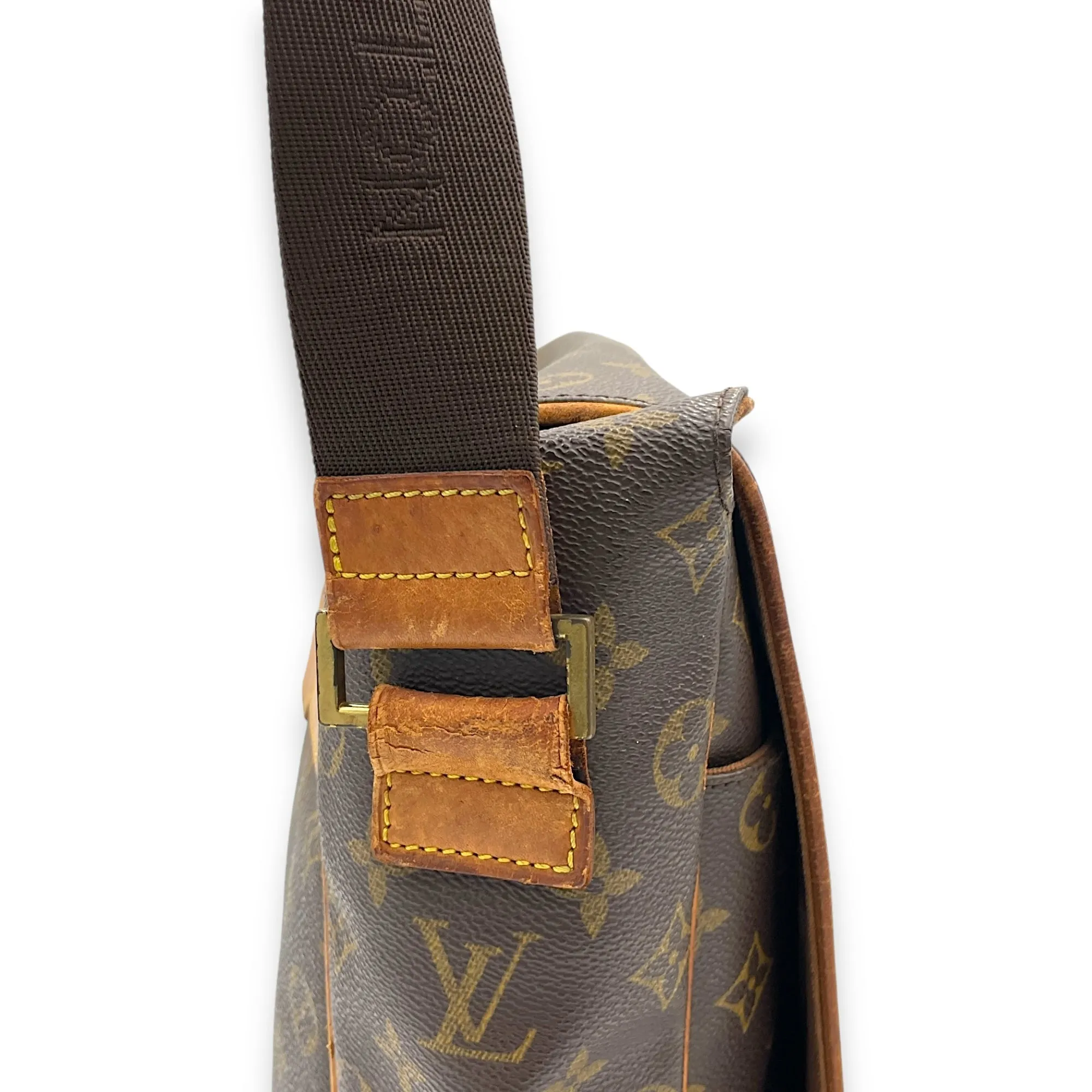 Abbesses Messenger bag in Monogram coated canvas, Gold Hardware