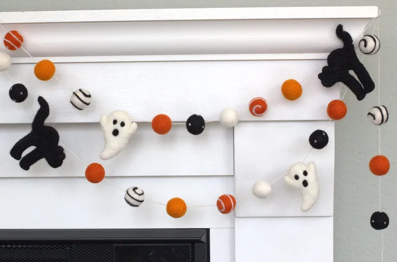 Black Cat & Ghost Halloween Garland- Orange, Black & White, Swirls & Dots