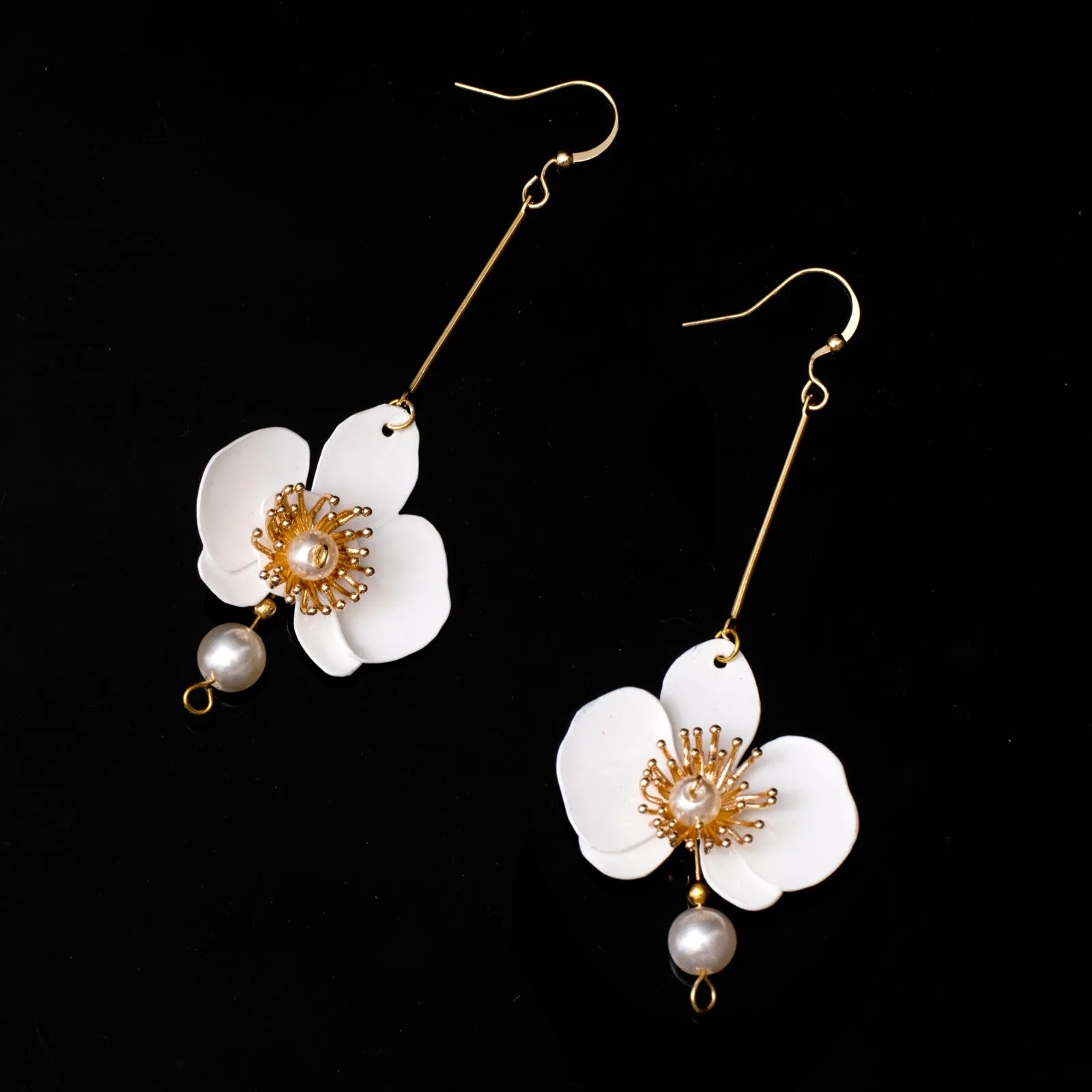 Butterfly Orchid Pearl Earrings White