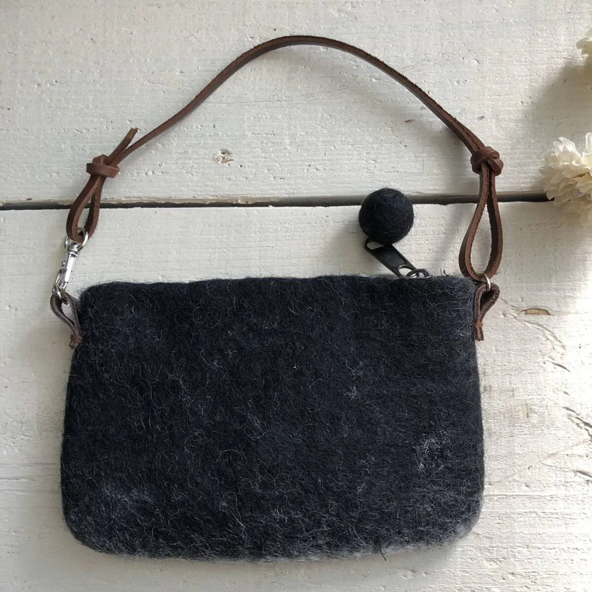 Daisy | Handmade Felt Camera Pouch