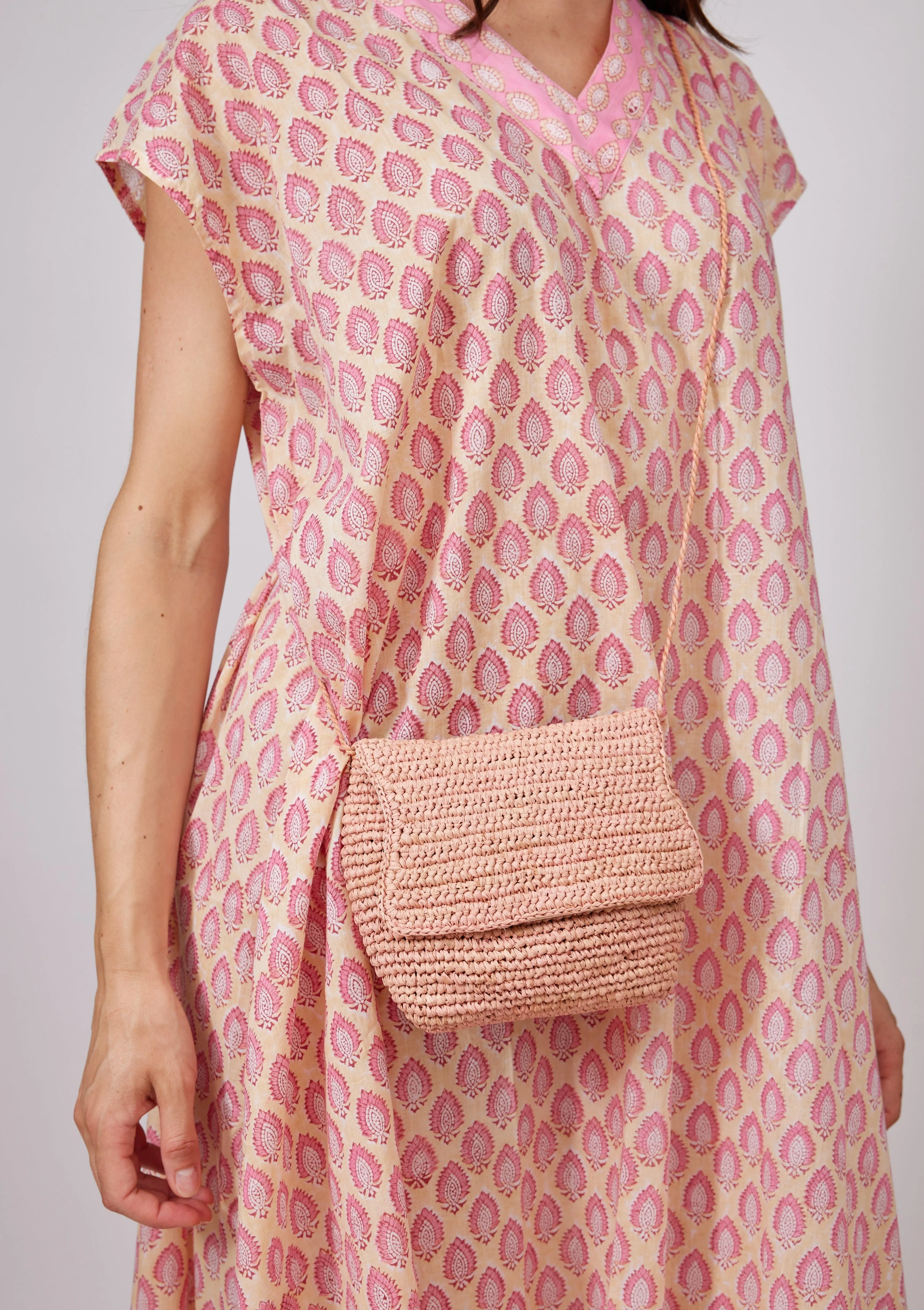 Easy Crossbody- Blush