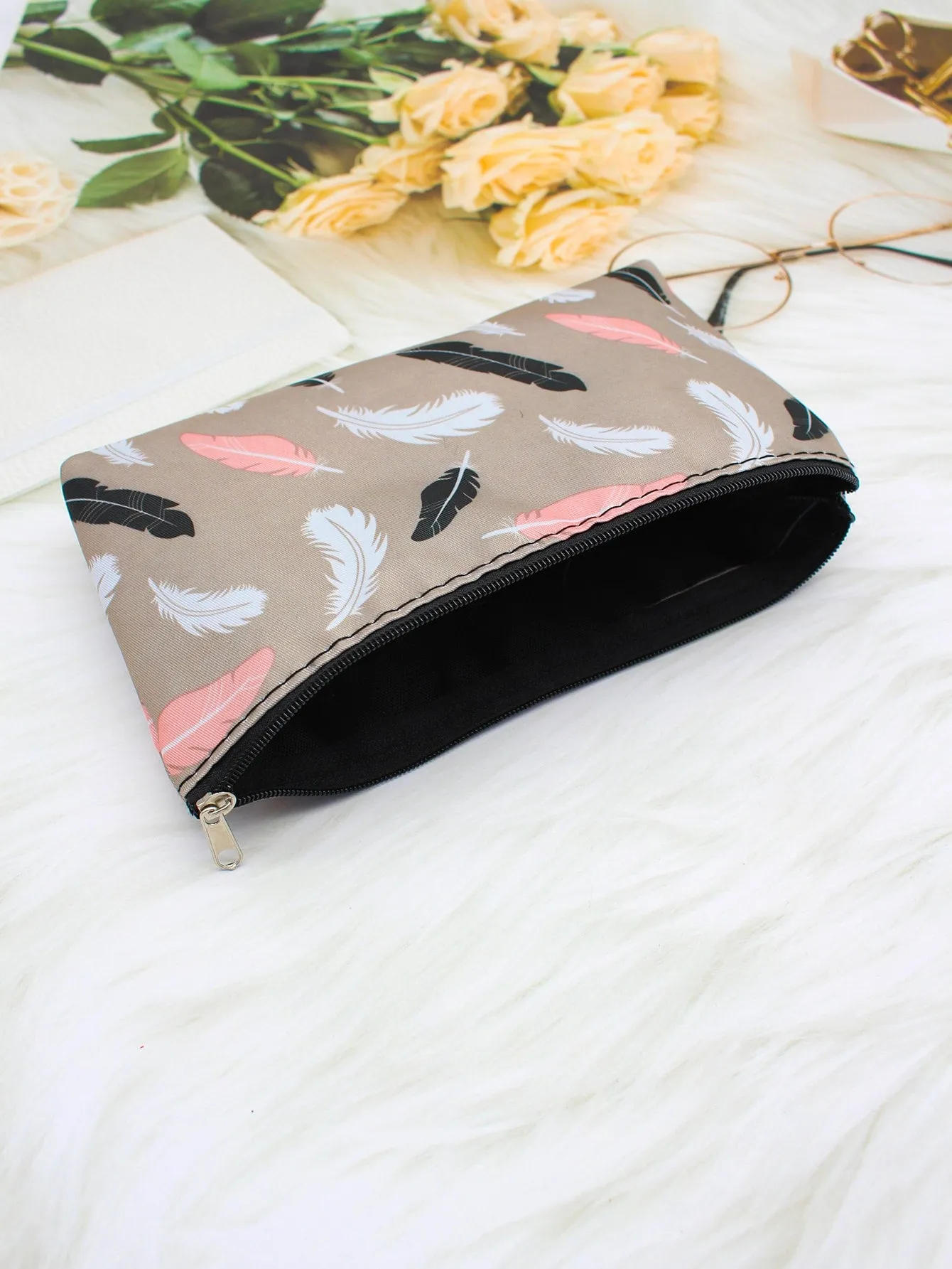 Feather Makeup Bag Cosmetic Organizer Toiletries Bag Makeup Organizer Zip Pouch