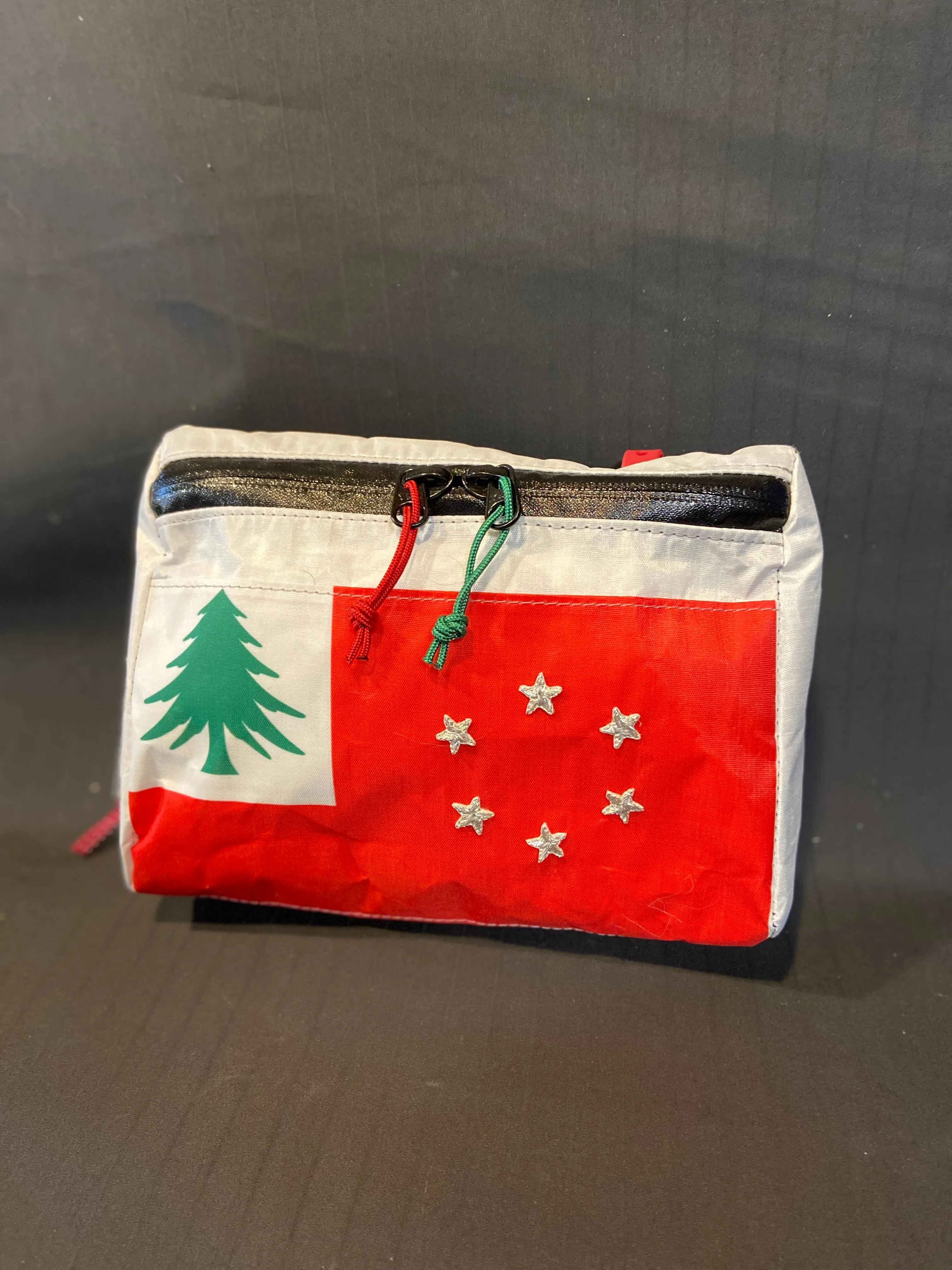 flag handlebar bag