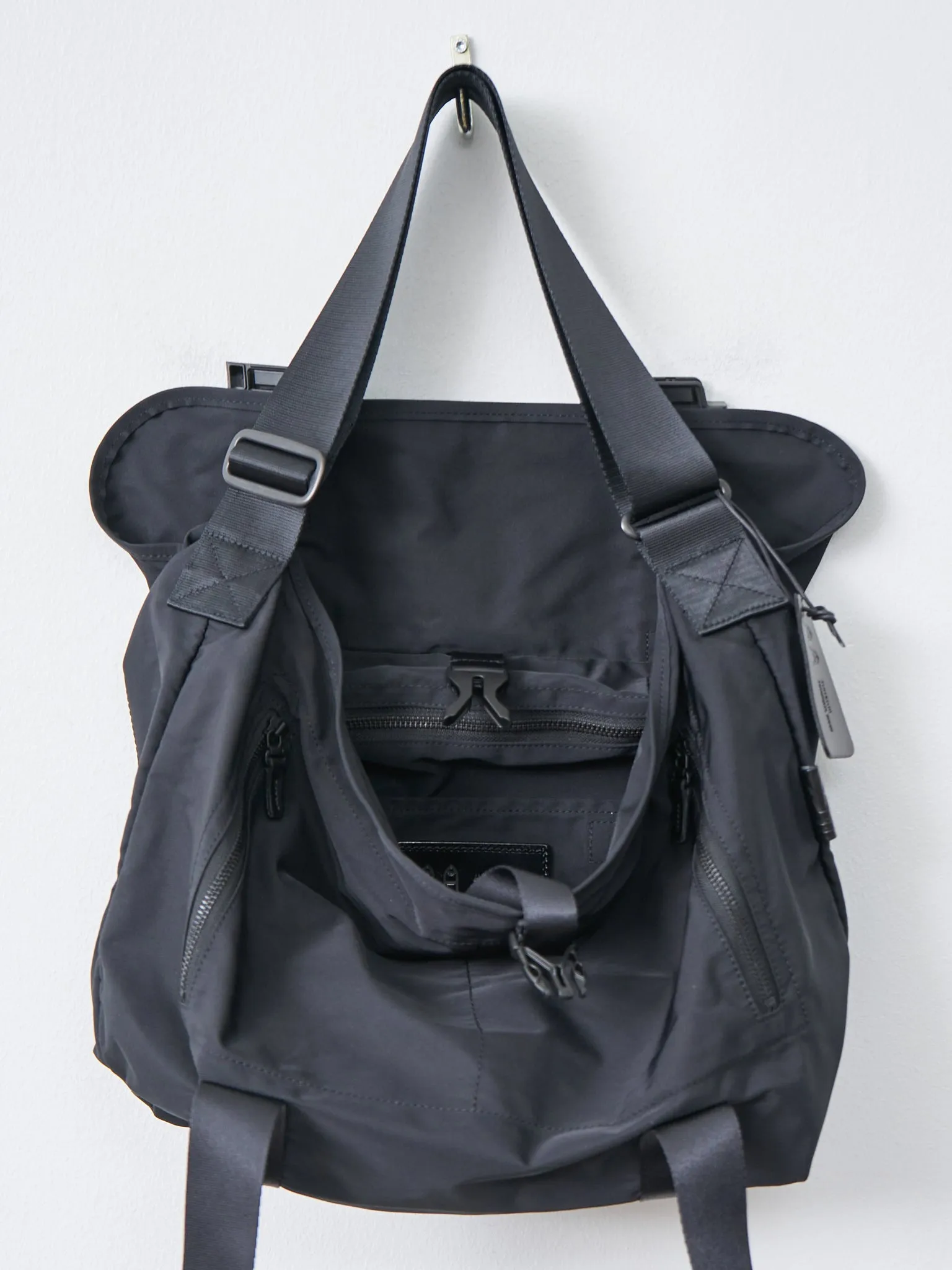 Gabardine Messenger Bag - Black