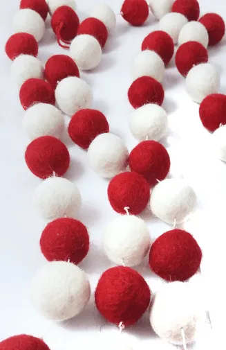 Handfelted Ball Garland - Turquoise