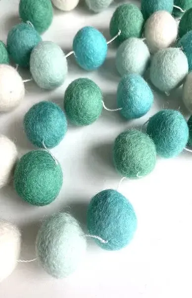 Handfelted Ball Garland - Turquoise