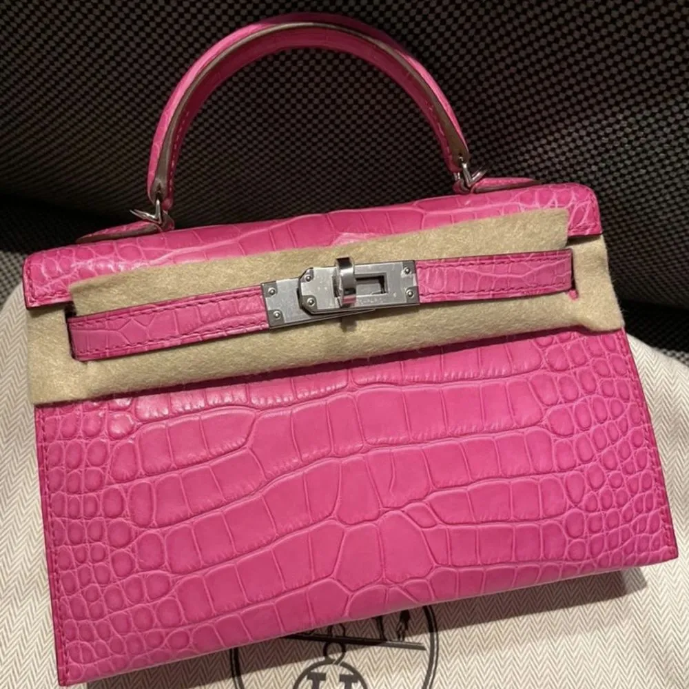 Hermès Kelly 20 Rose Shocking Sellier Alligator Mississippi Matte Palladium Hardware PHW