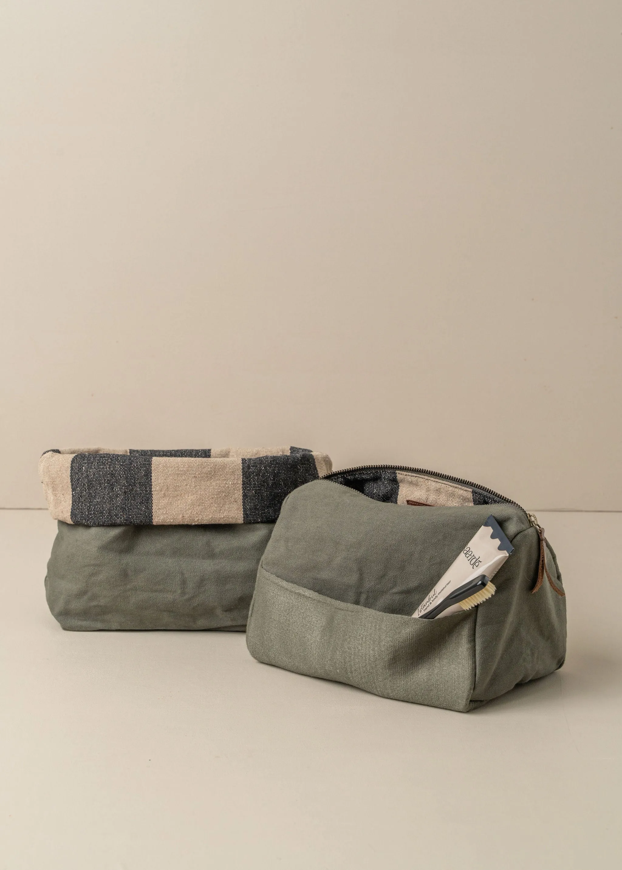 Journey Makeup Canvas Bag | Olive