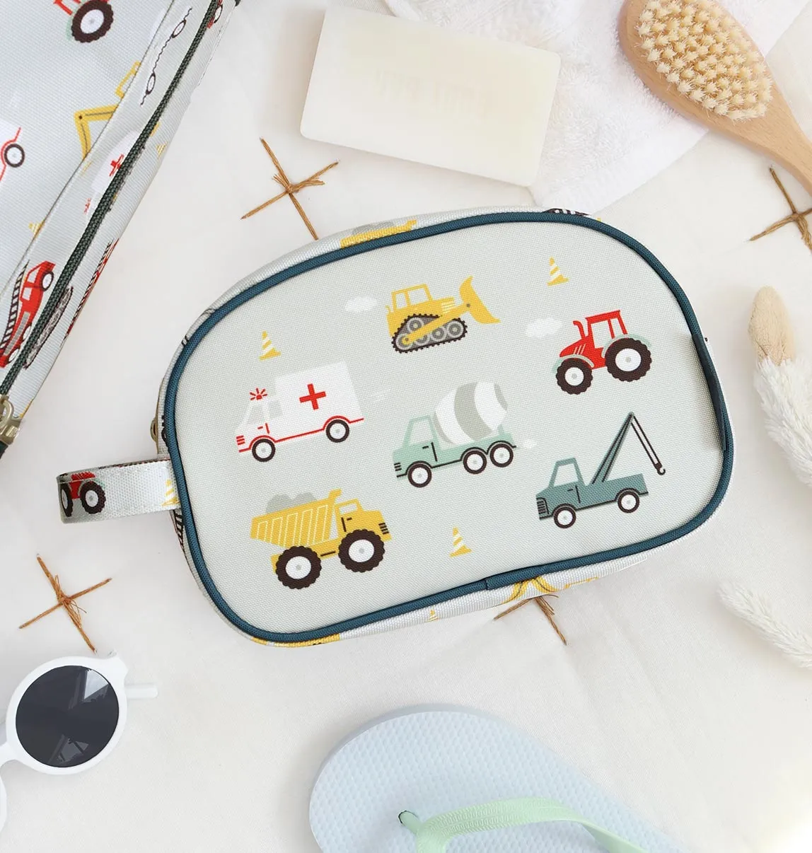 Kids Toiletry bag - Vehicles