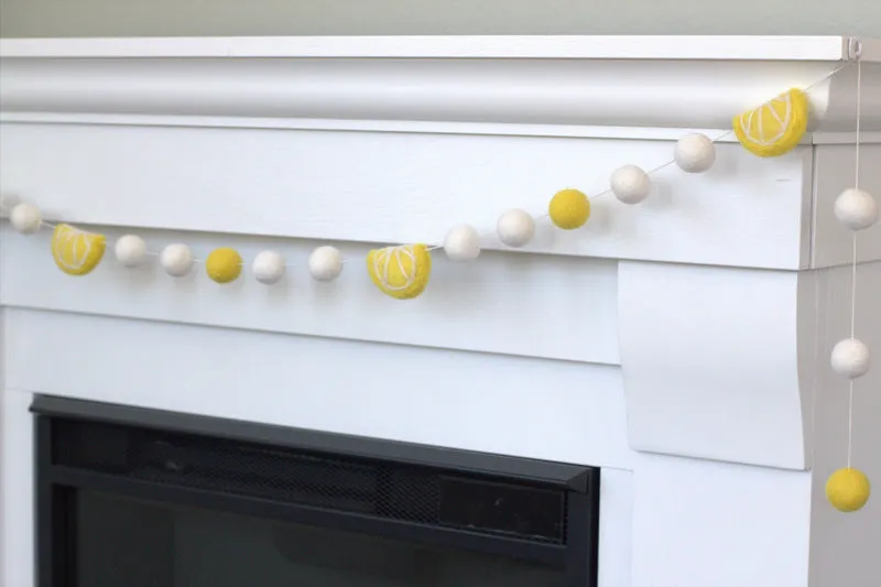 Lemonade Stand Felt Ball Garland- Yellow & White