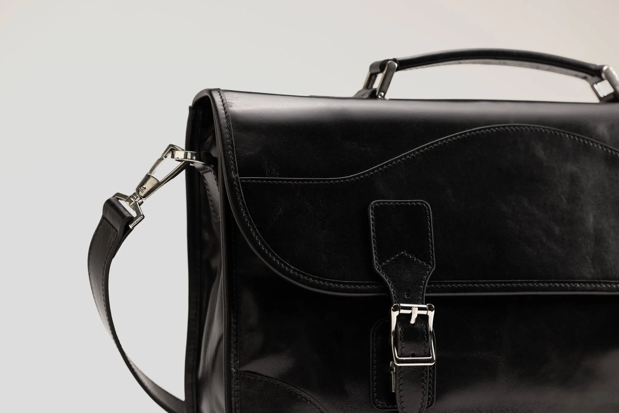 Messenger Bag - Black