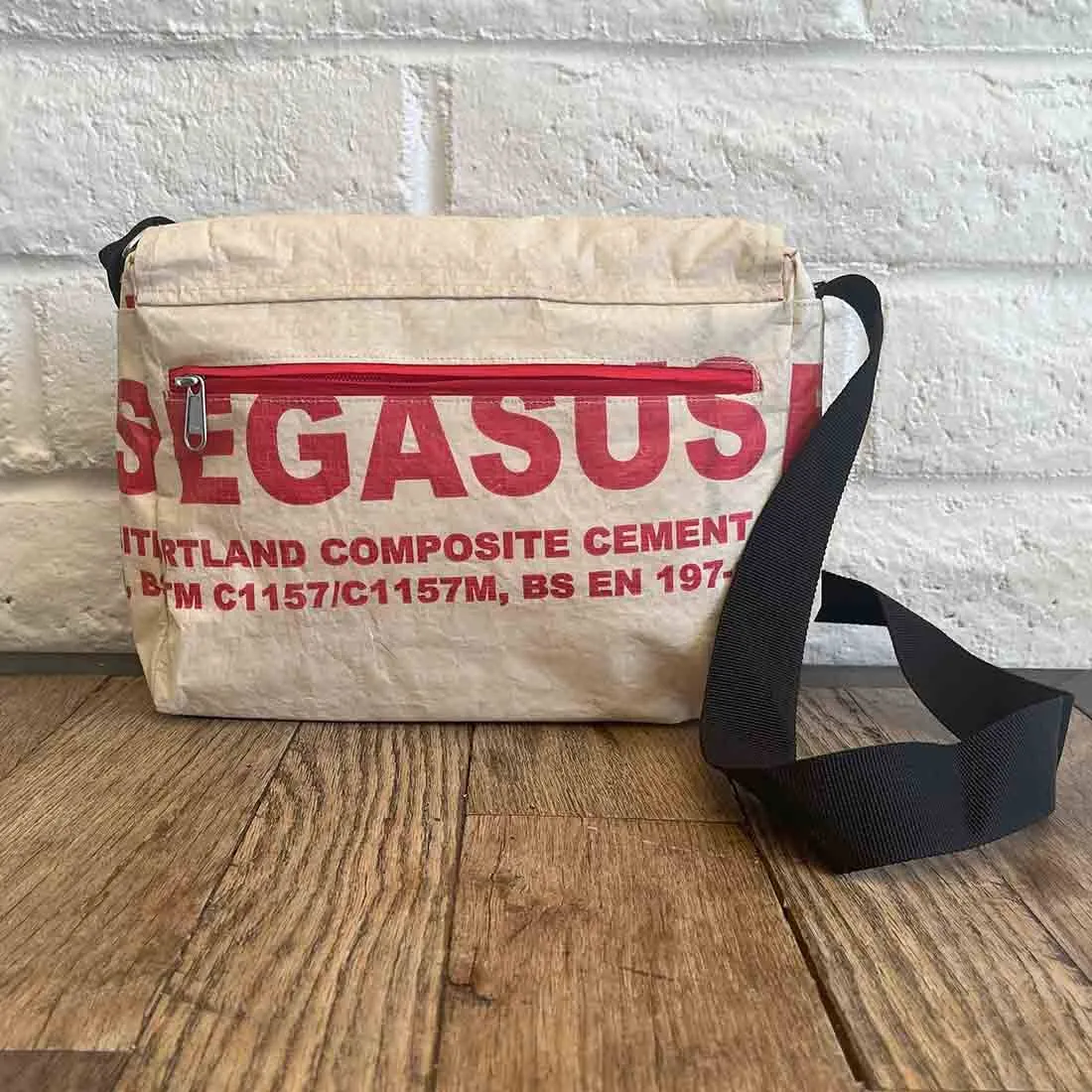 Pegasus Small Messenger Bag