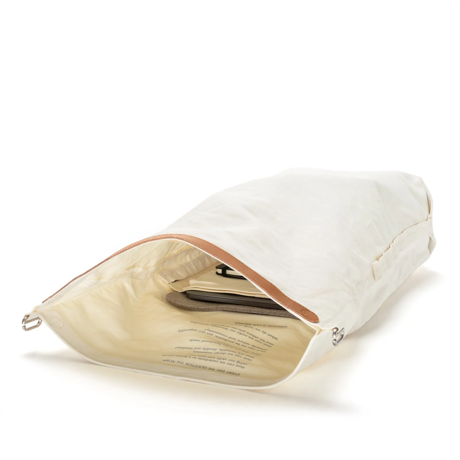 Qwstion Roll Pack (natural white)