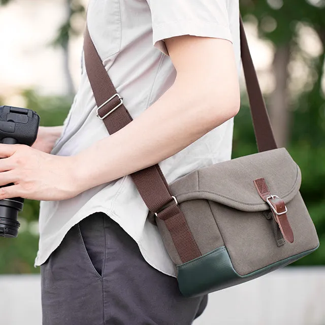 Small Shoulder Bag - Camera Bag Design / Black -, Cross Body Bag