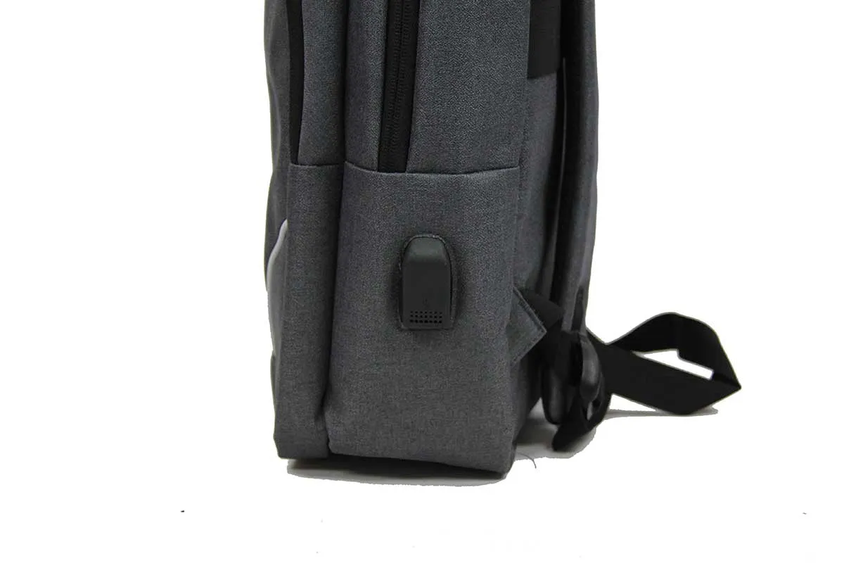 Strapping Waterproof Laptop Backpack with USB Charging Port