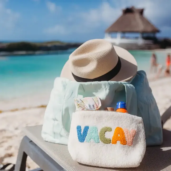 TDE Vacay Sherpa Pouch