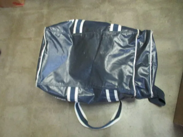 Used Bauer Duffle Bag - small wear on corners