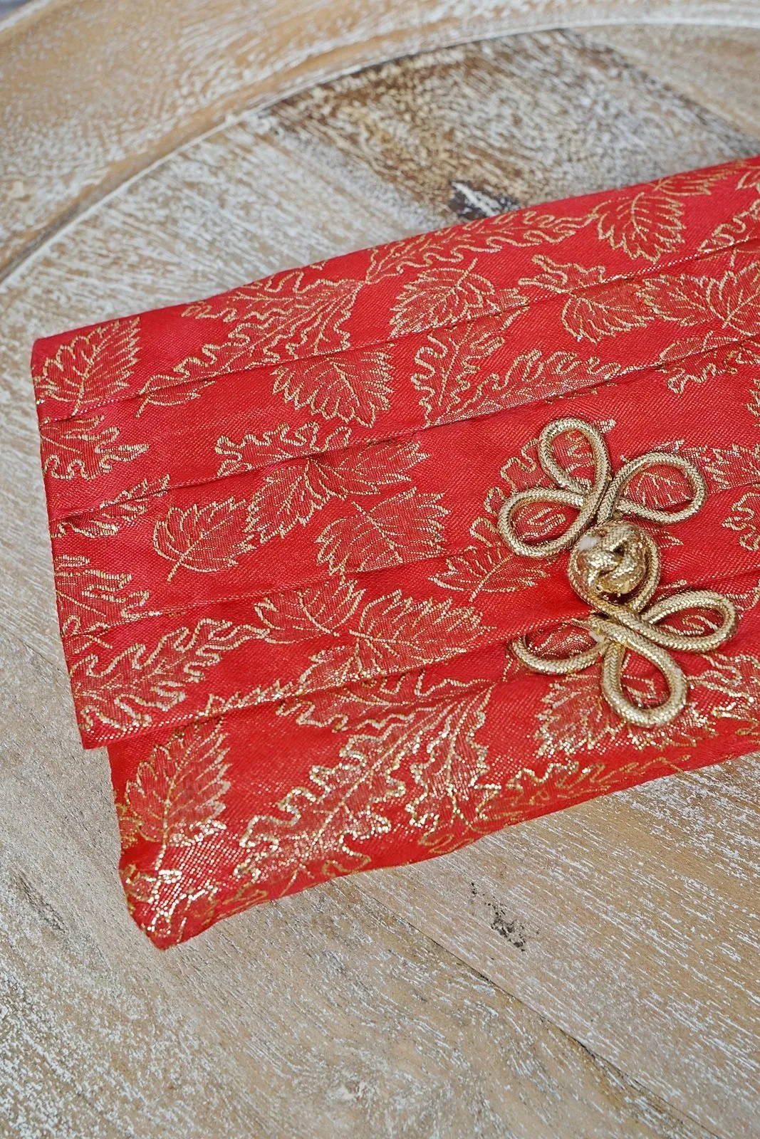 Vintage Golden Metallic  Leaf Clutch Bag