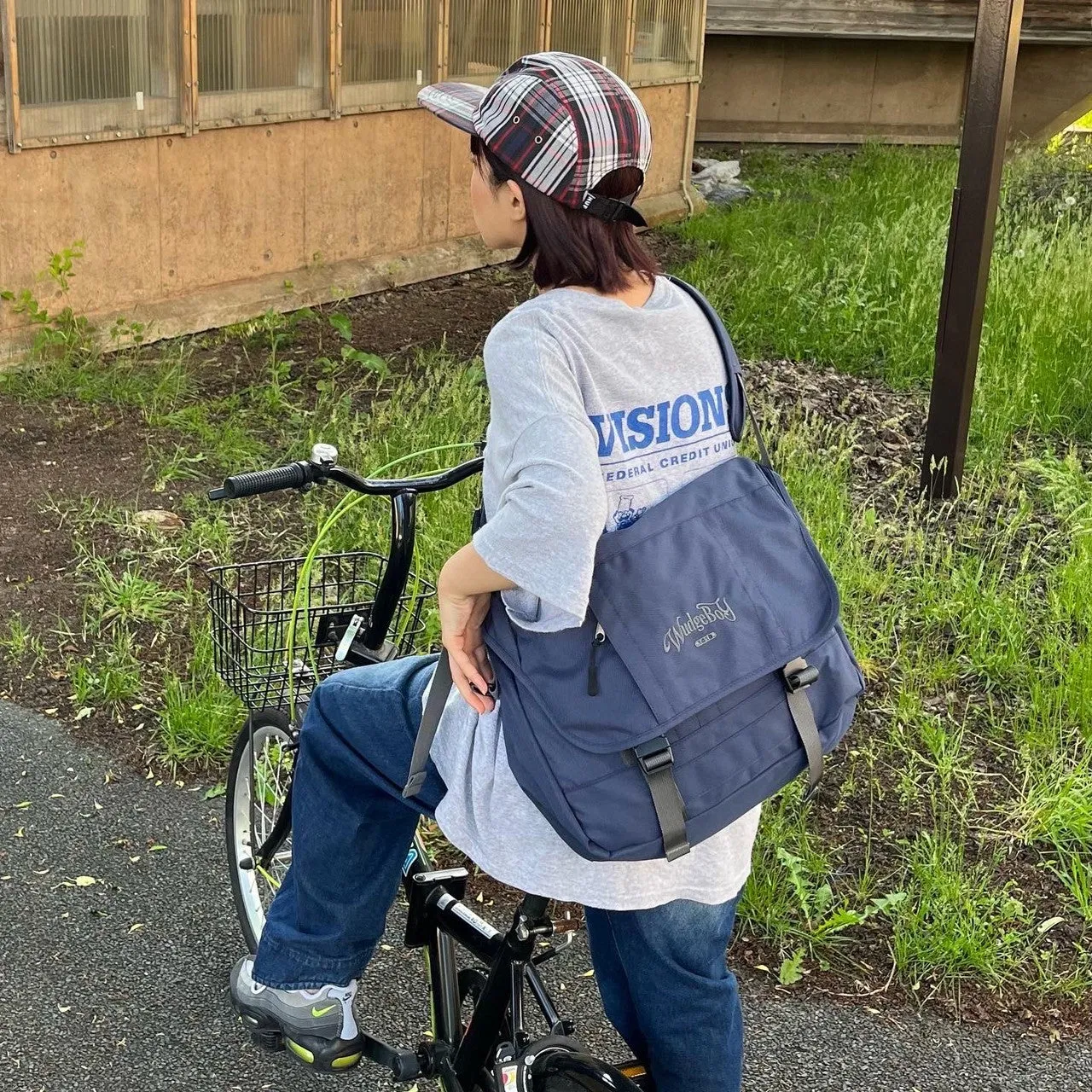 WudgeBoy messenger bag